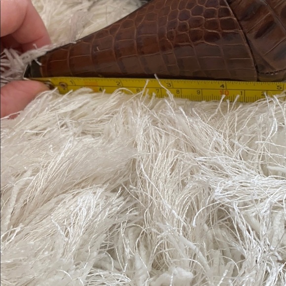 BCBGirls peep toe heels alligator like skin - Picture 9 of 9